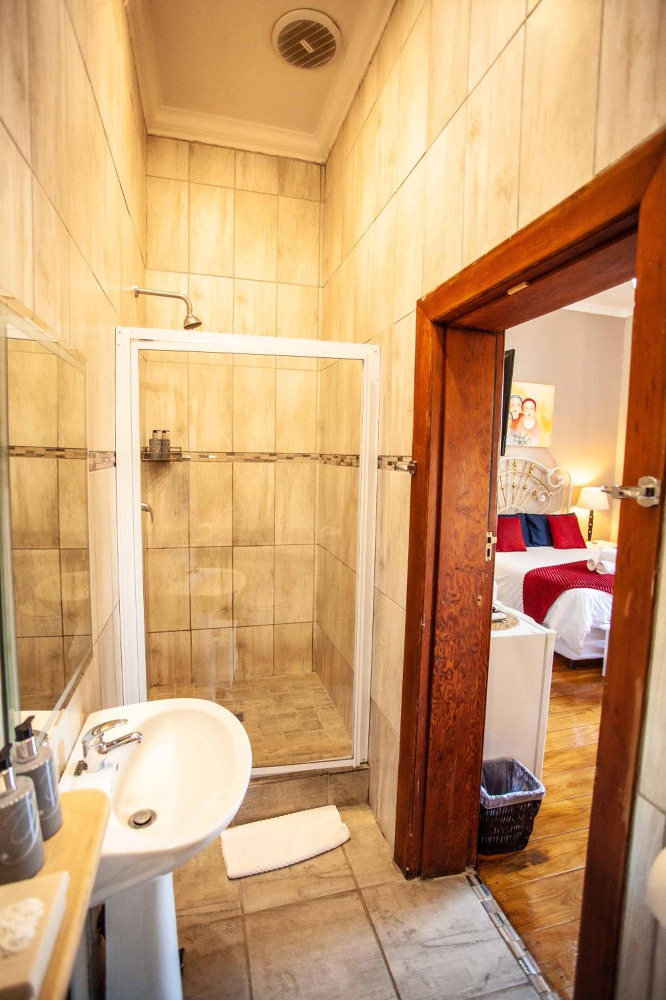 Flametree Guesthouse 수웰런댐 객실 사진